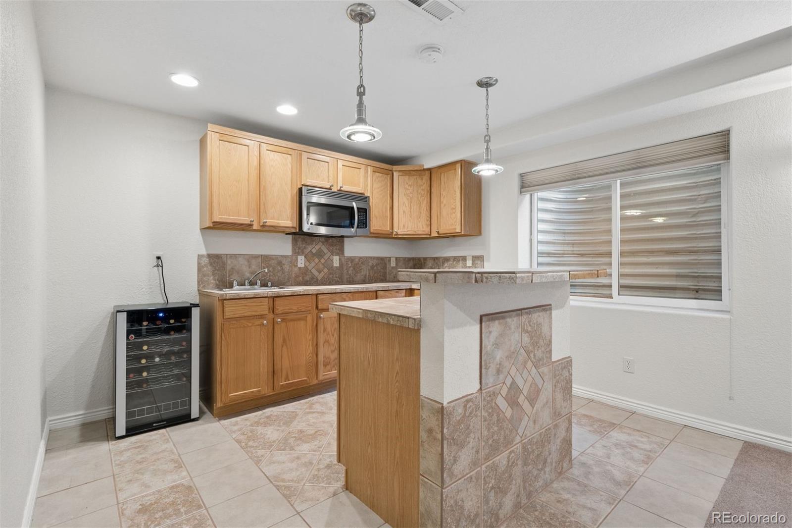 MLS Image #33 for 7898 e 25th avenue,denver, Colorado