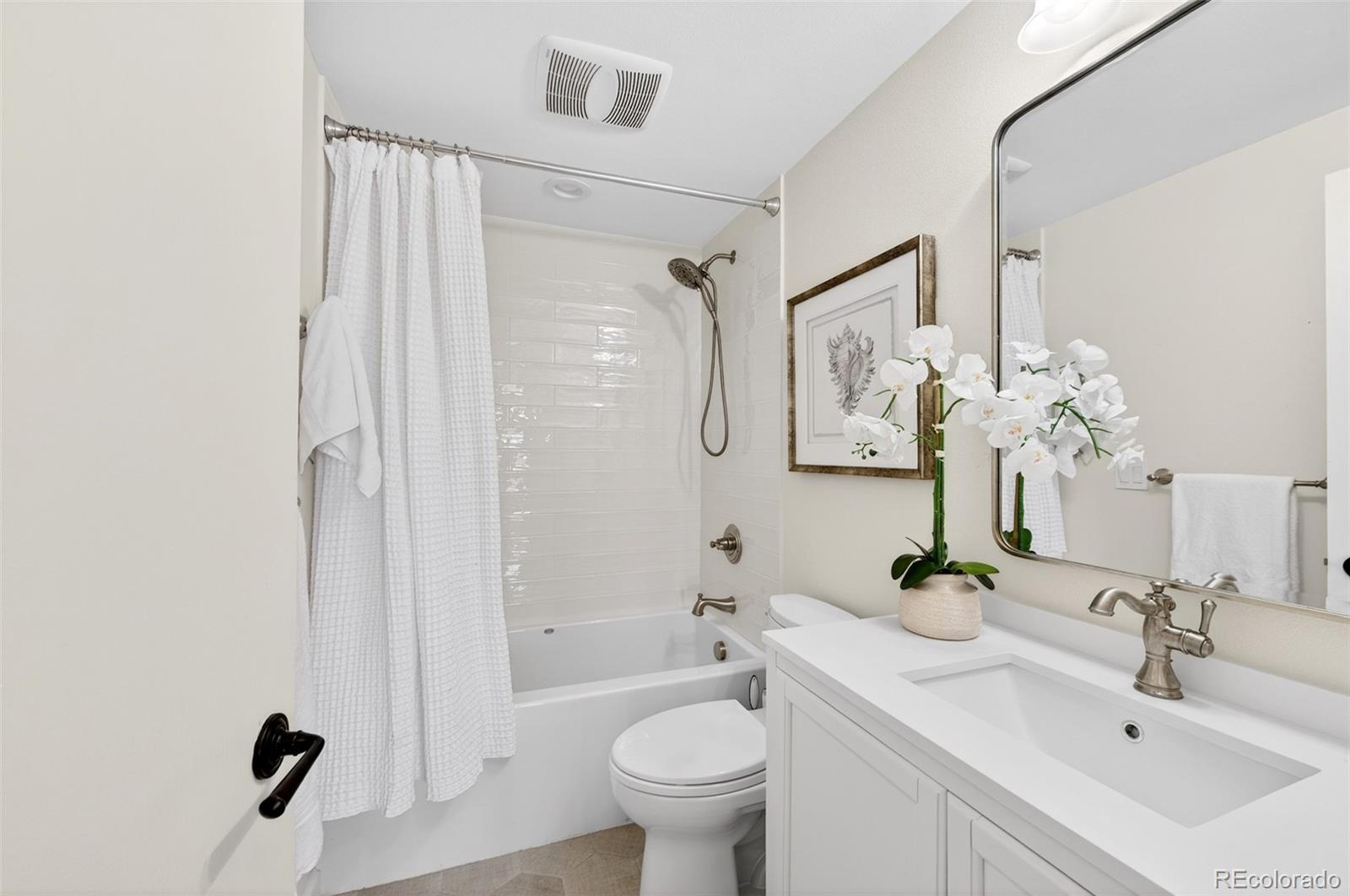 MLS Image #16 for 1900 e girard place,englewood, Colorado