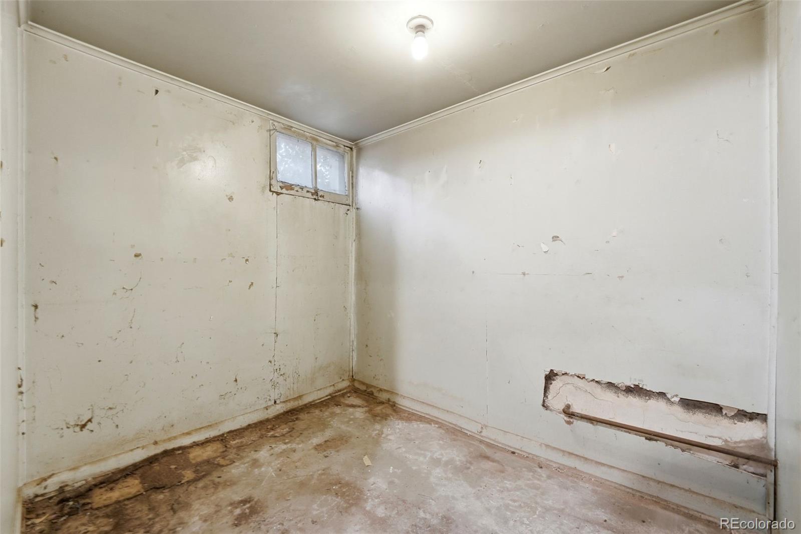 MLS Image #18 for 1921 s marion street,denver, Colorado