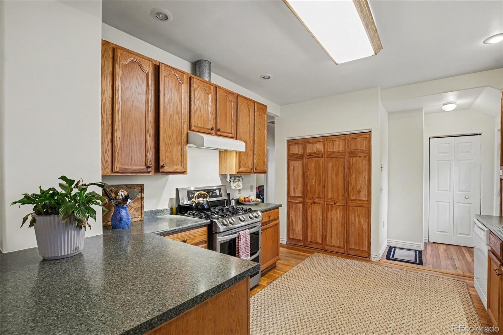 MLS Image #6 for 504 e simpson street,lafayette, Colorado