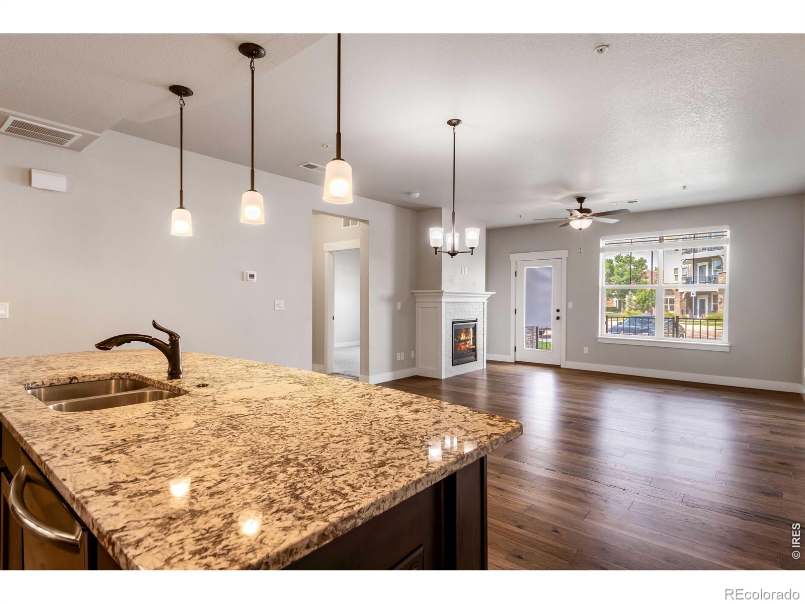 MLS Image #3 for 4622  hahns peak drive,loveland, Colorado