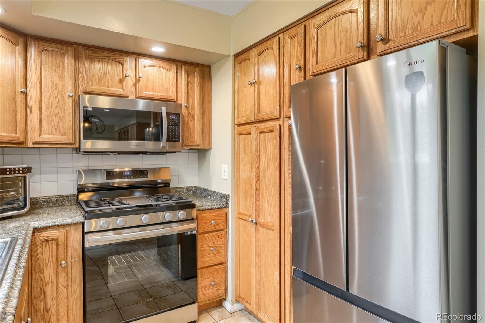 MLS Image #10 for 13580 e exposition avenue,aurora, Colorado