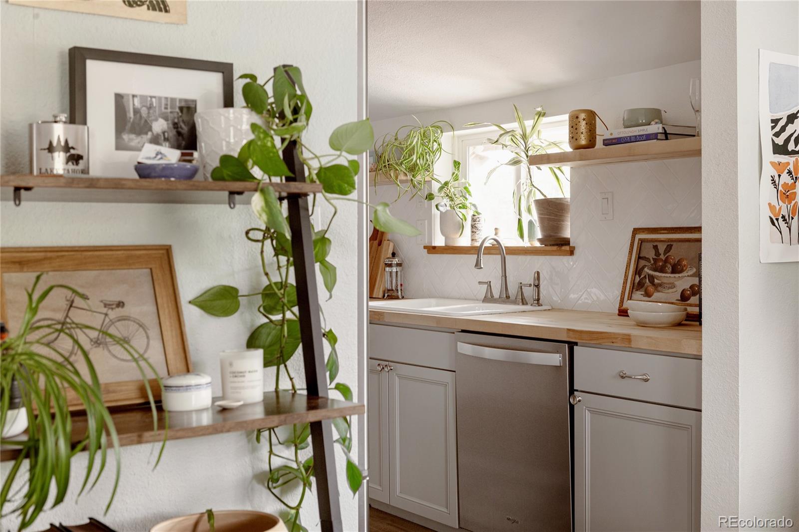 MLS Image #13 for 4005 w 52nd avenue,denver, Colorado