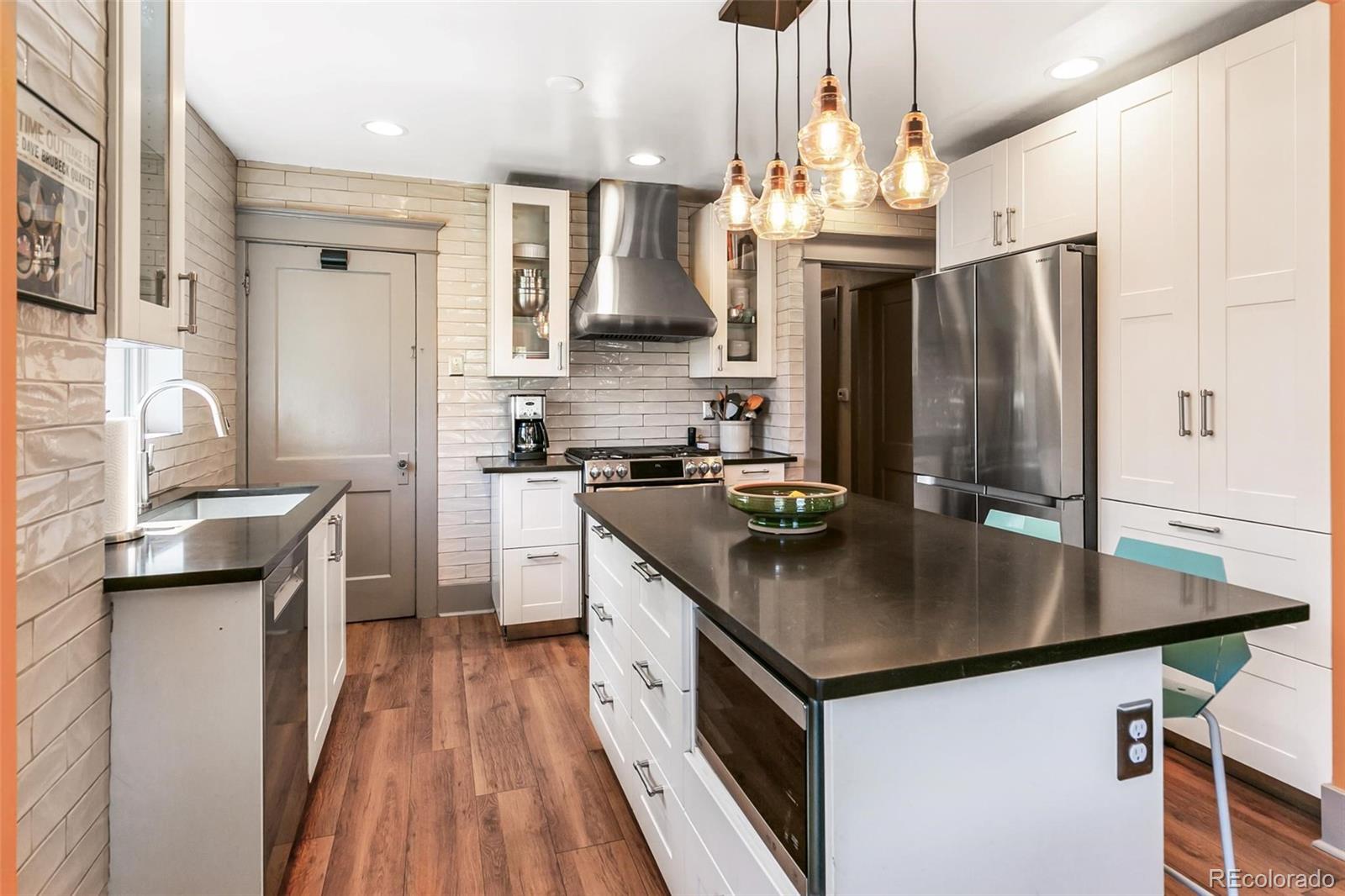 MLS Image #9 for 4857 n raleigh street,denver, Colorado