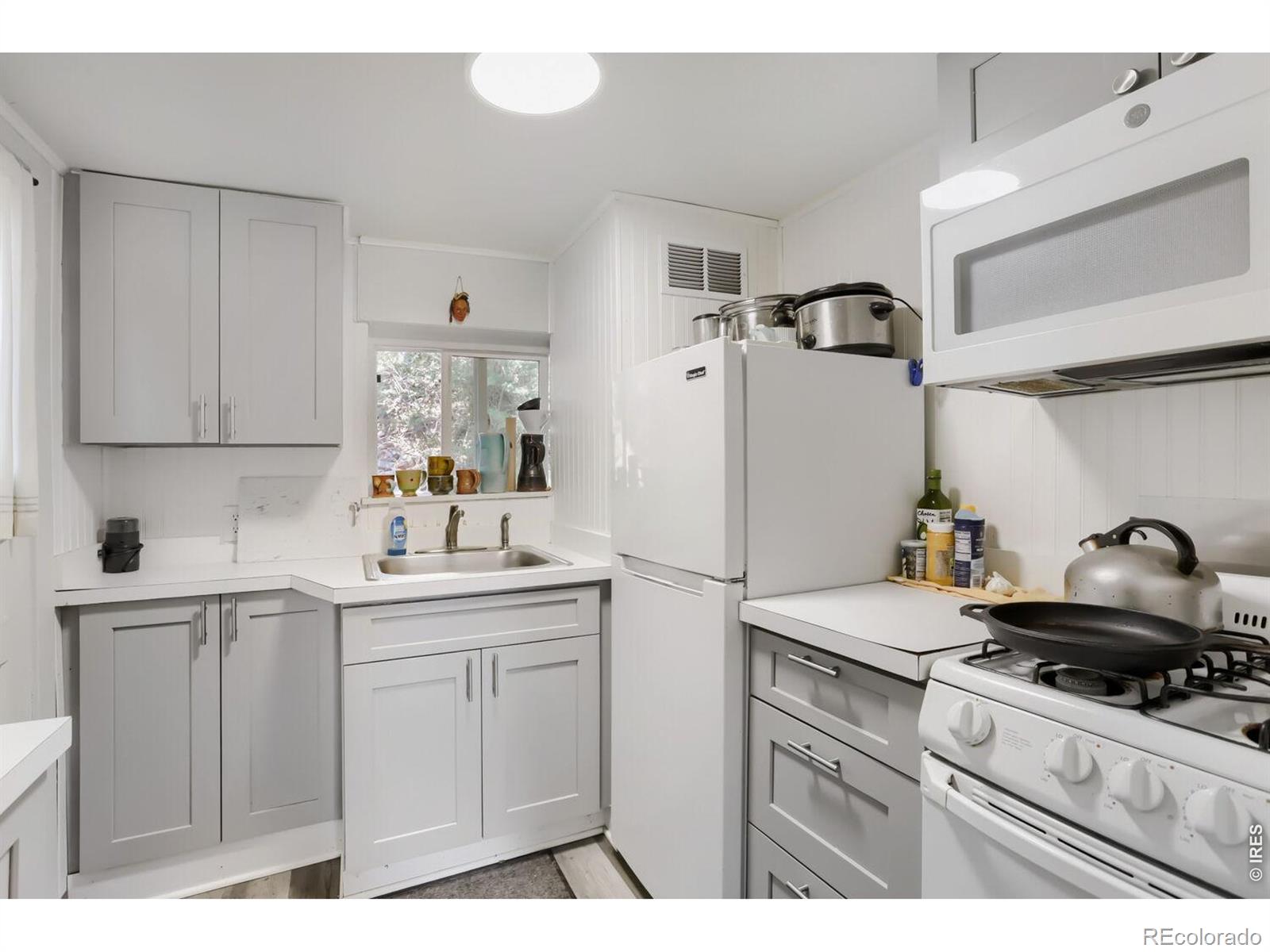 MLS Image #4 for 416  2nd avenue,lyons, Colorado