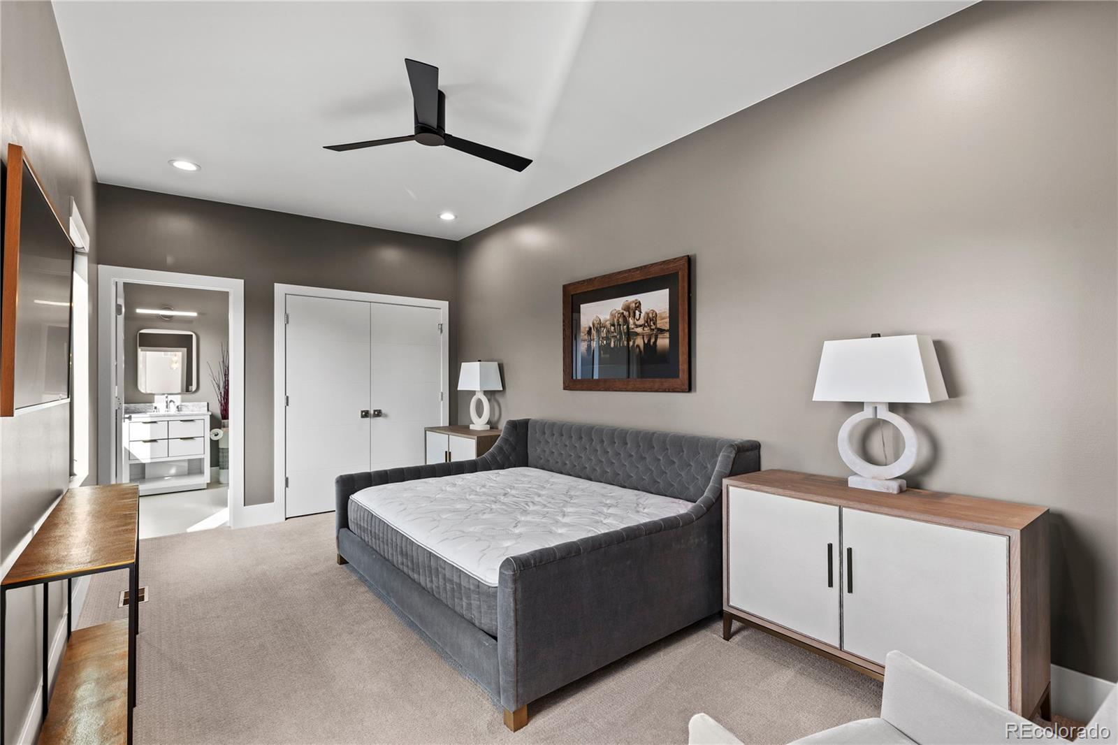 MLS Image #29 for 471  clayton street,denver, Colorado