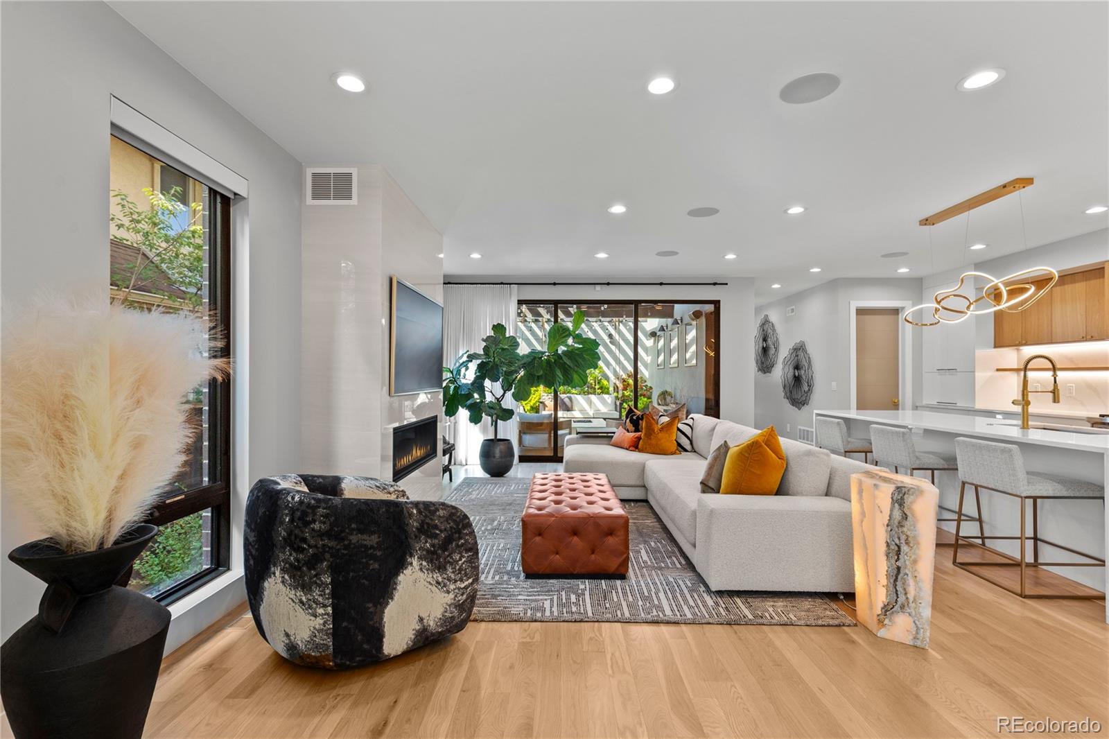MLS Image #9 for 471  clayton street,denver, Colorado