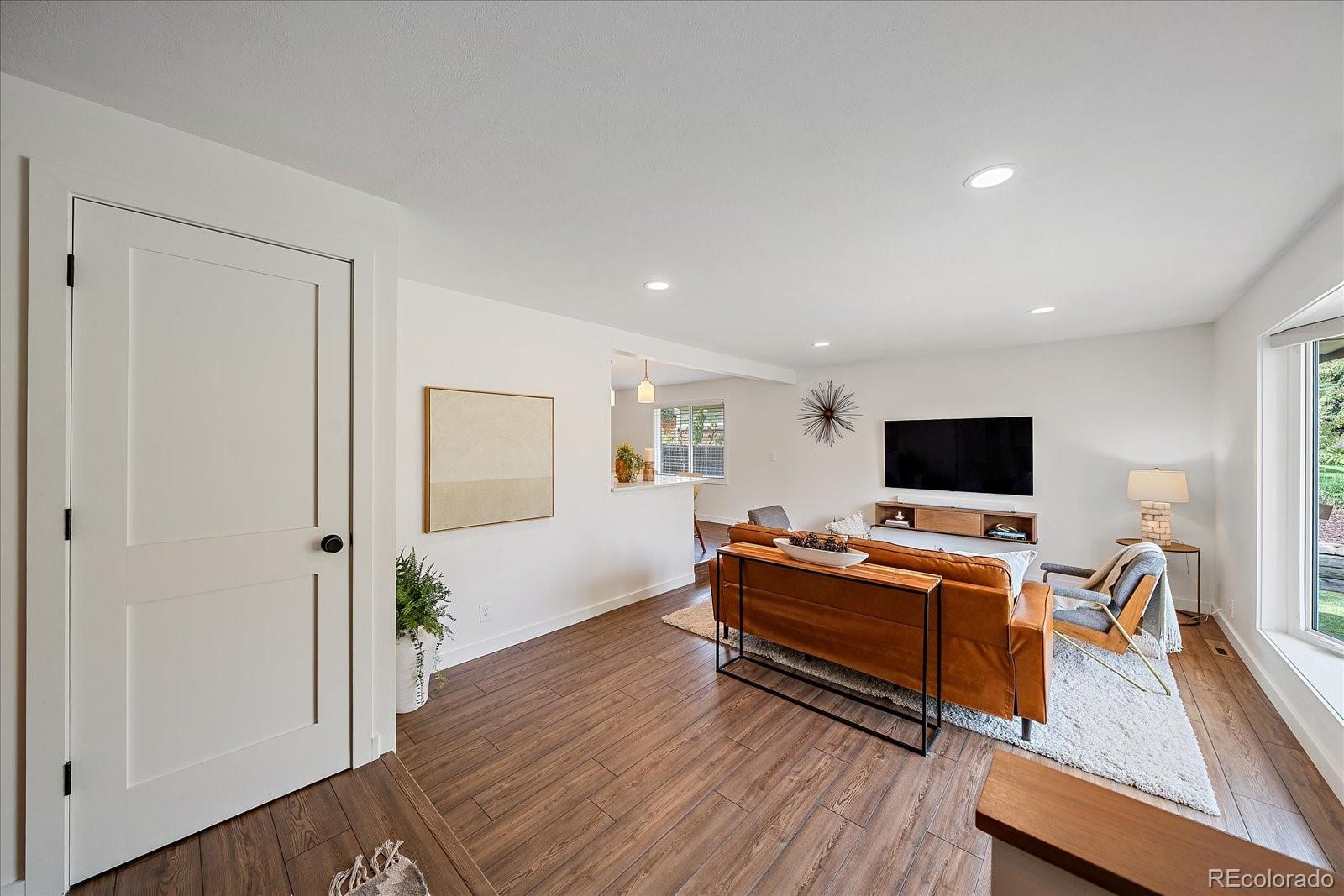 MLS Image #3 for 6525  brentwood street,arvada, Colorado