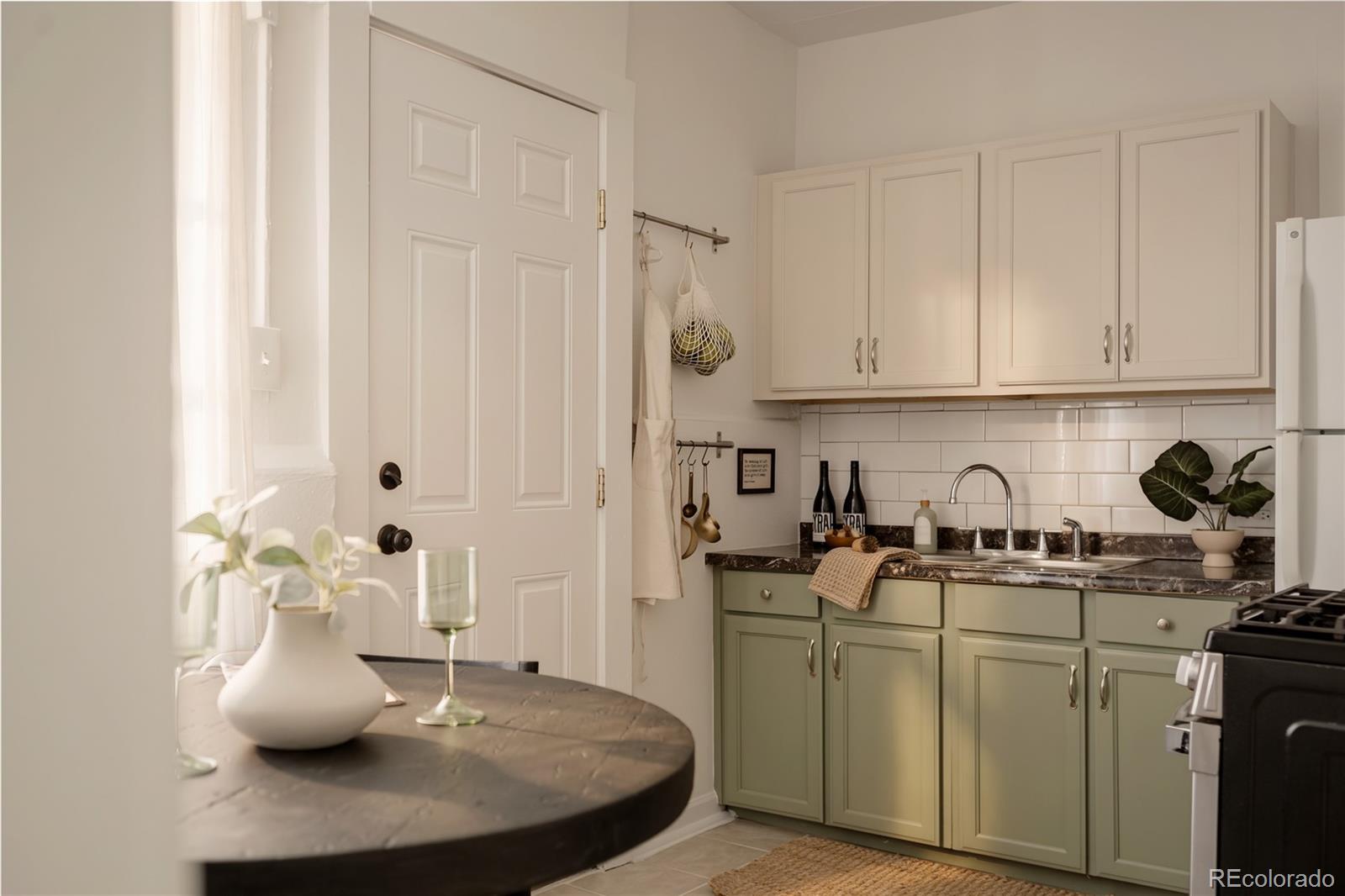 MLS Image #32 for 2338-2342  clay street,denver, Colorado