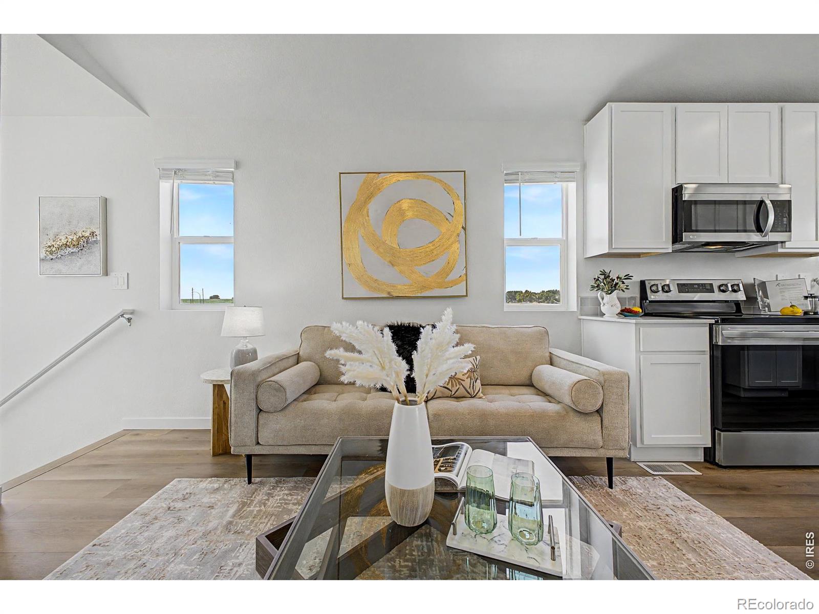 MLS Image #11 for 533  condor way,johnstown, Colorado
