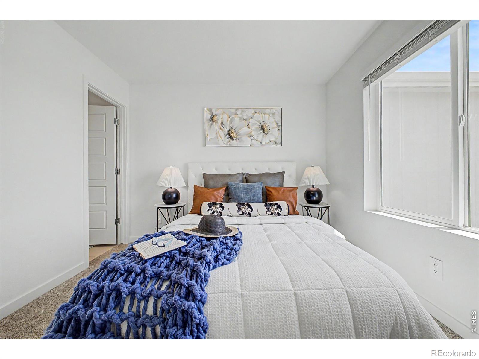 MLS Image #16 for 533  condor way,johnstown, Colorado