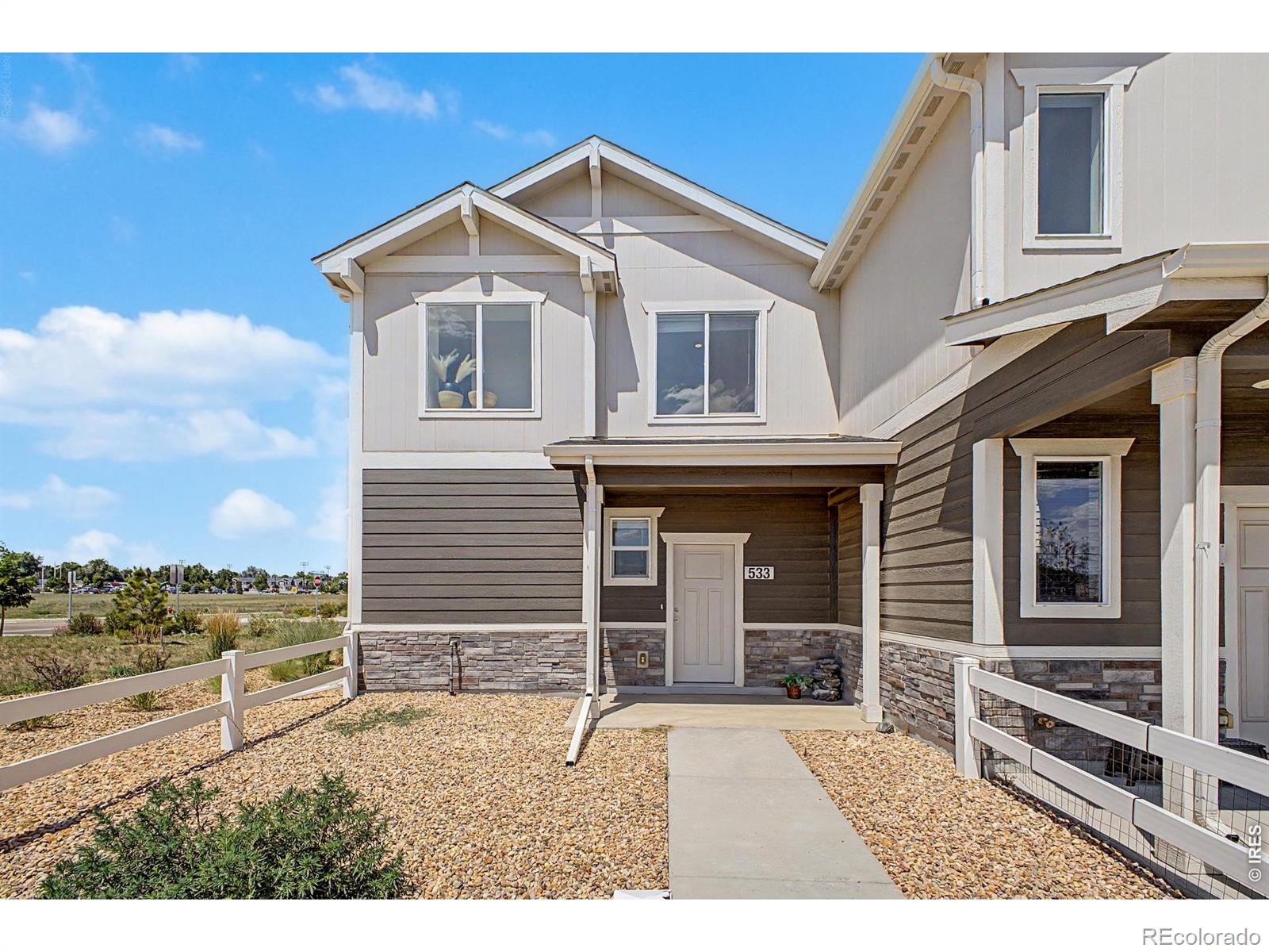 MLS Image #3 for 533  condor way,johnstown, Colorado