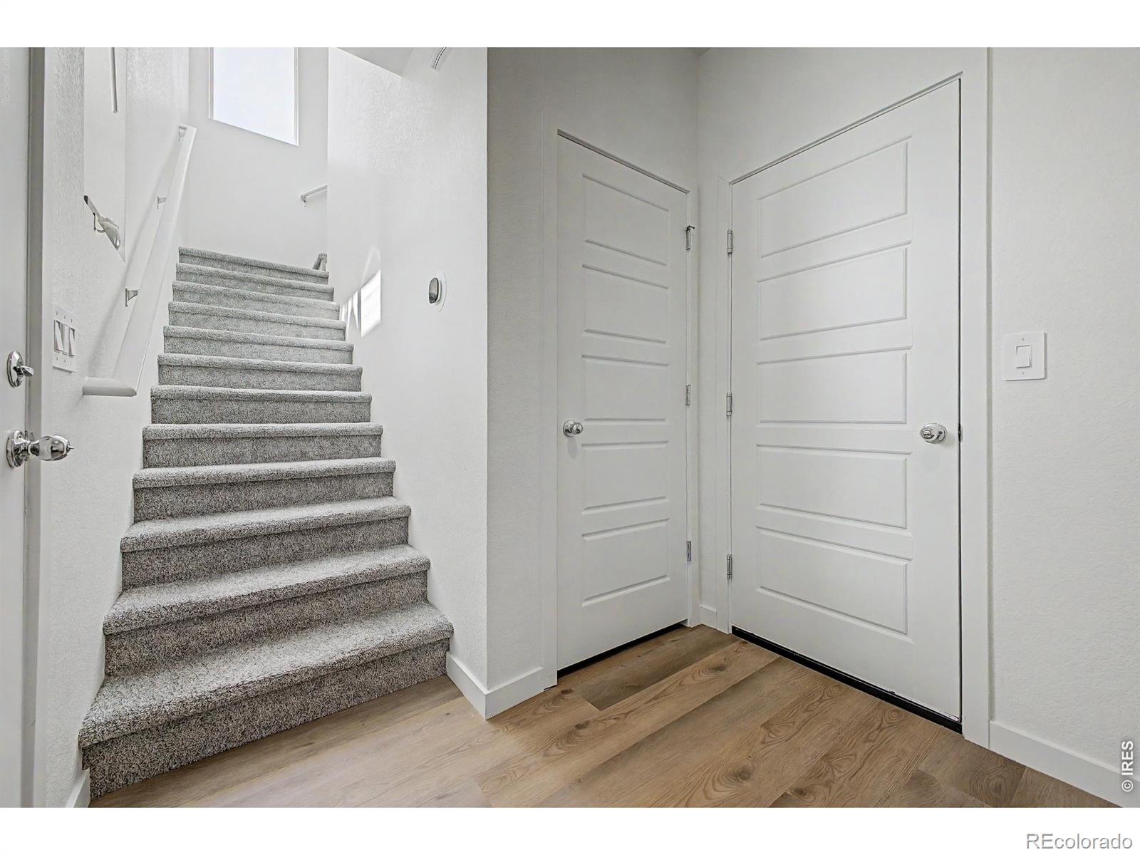 MLS Image #5 for 533  condor way,johnstown, Colorado