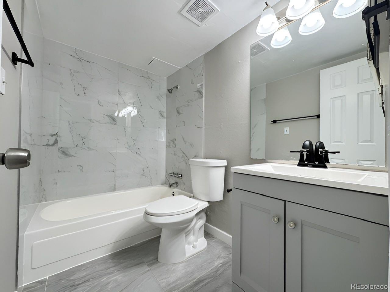 MLS Image #12 for 10211  ura lane,thornton, Colorado