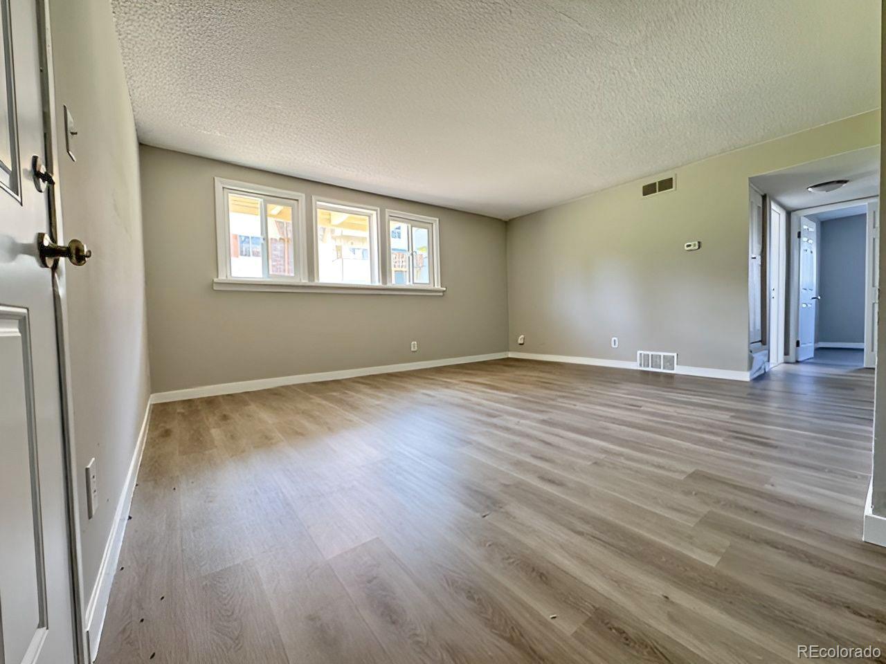 MLS Image #2 for 10211  ura lane,thornton, Colorado