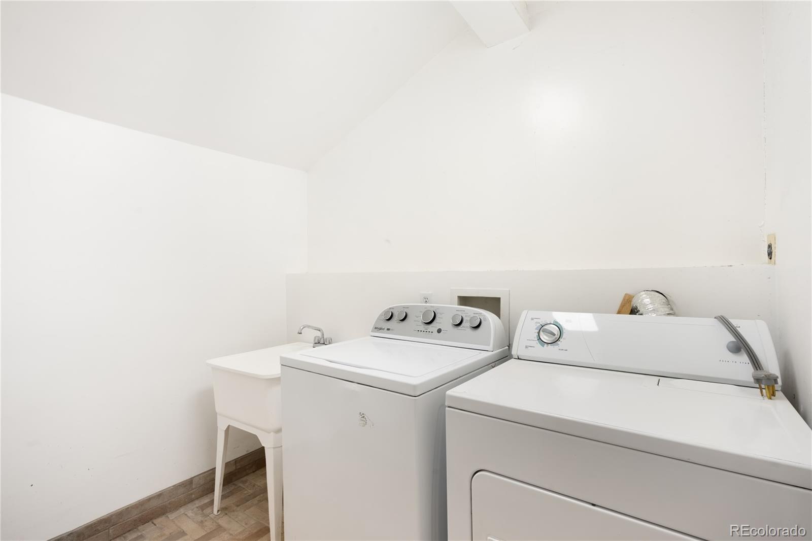 MLS Image #25 for 1304 s hudson street,denver, Colorado