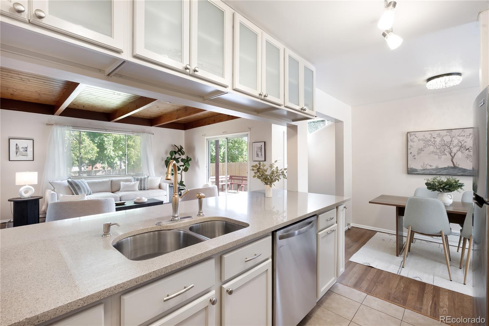 MLS Image #6 for 1304 s hudson street,denver, Colorado