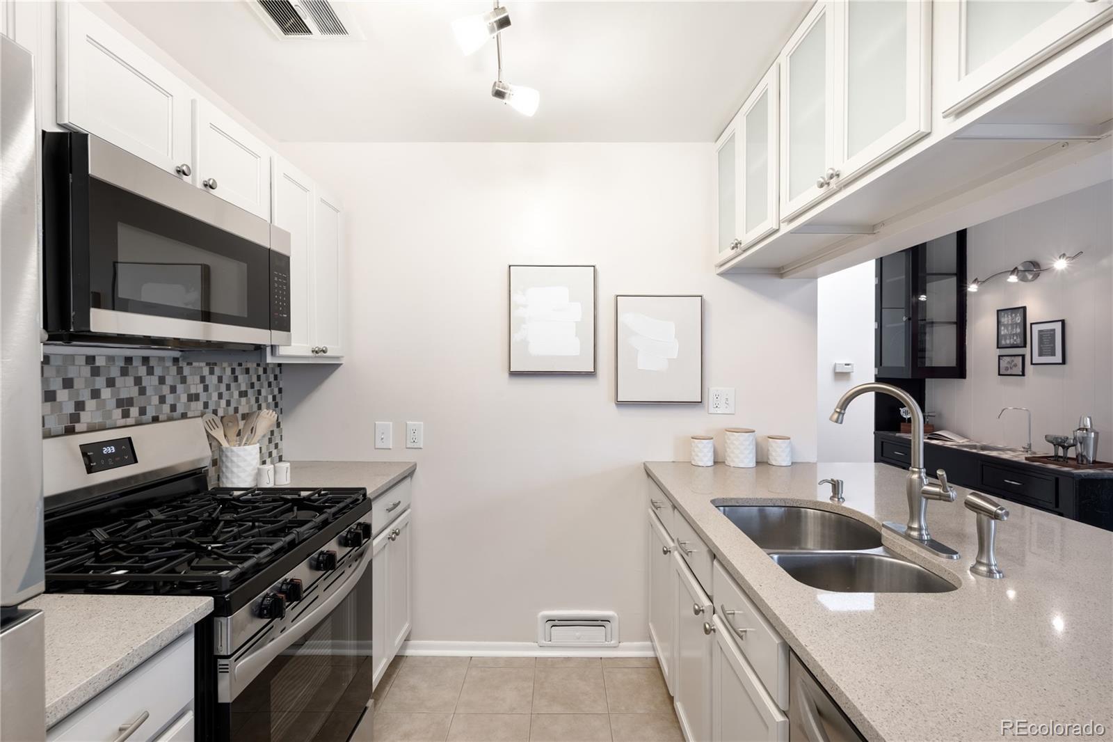 MLS Image #8 for 1304 s hudson street,denver, Colorado