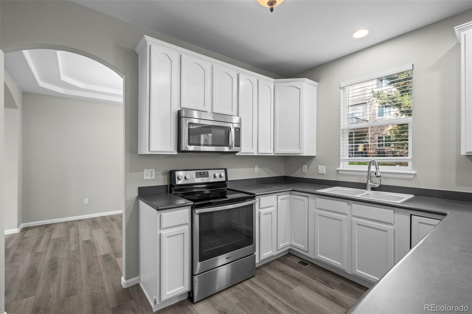MLS Image #5 for 26017 e frost circle,aurora, Colorado