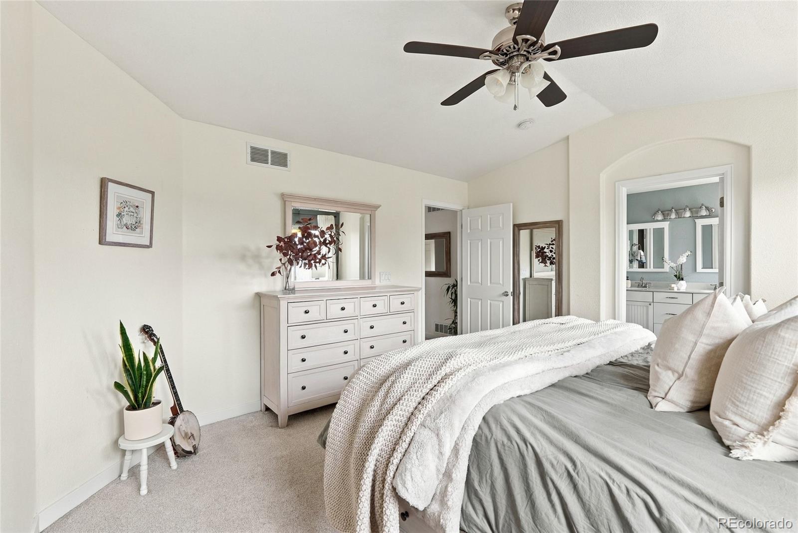MLS Image #11 for 5893 e 129th avenue,thornton, Colorado