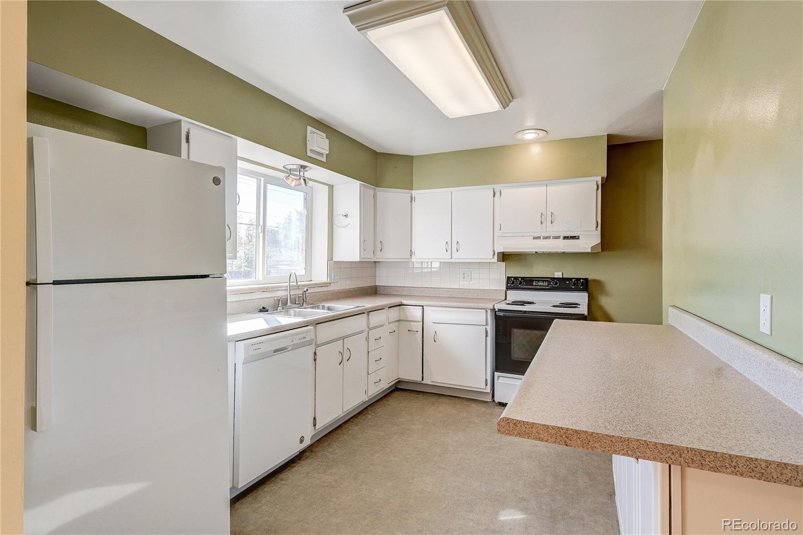 MLS Image #7 for 1140 s gray street,lakewood, Colorado