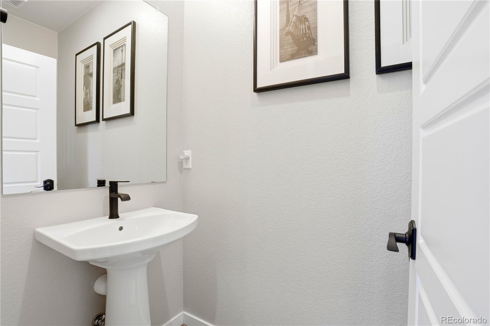 MLS Image #25 for 9007  southurst street,highlands ranch, Colorado