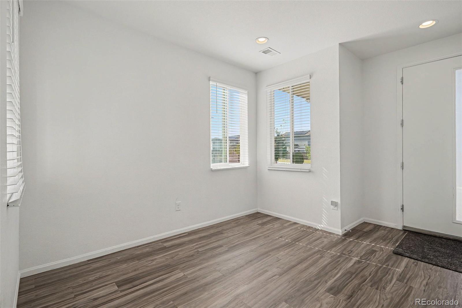 MLS Image #14 for 10 n trussville street ,aurora, Colorado