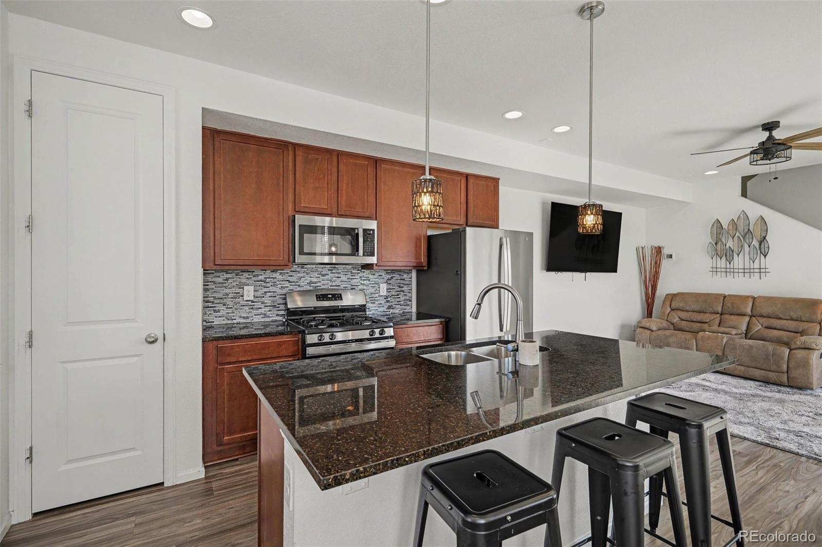 MLS Image #6 for 10 n trussville street ,aurora, Colorado