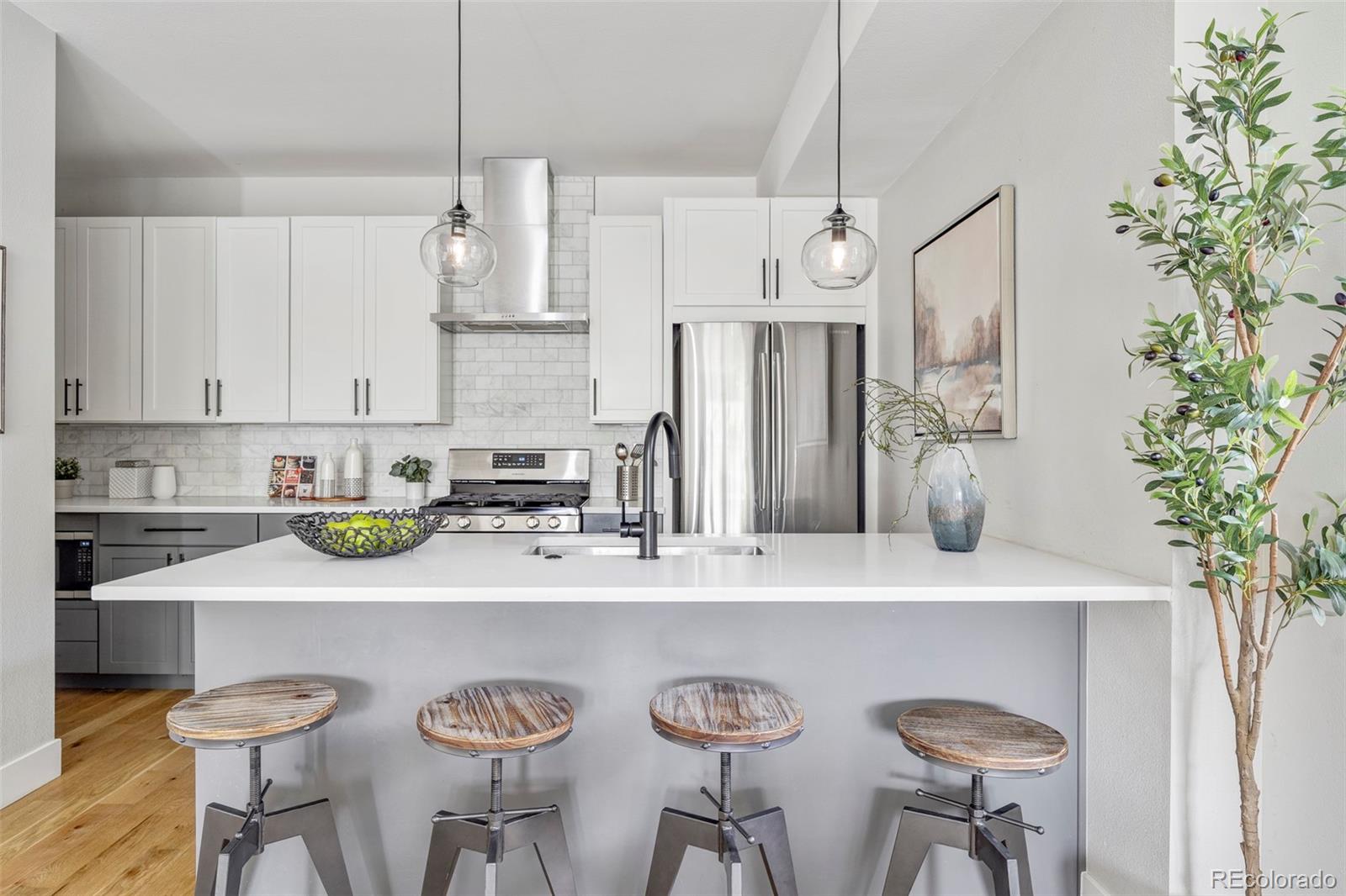 MLS Image #6 for 1385  raleigh street,denver, Colorado