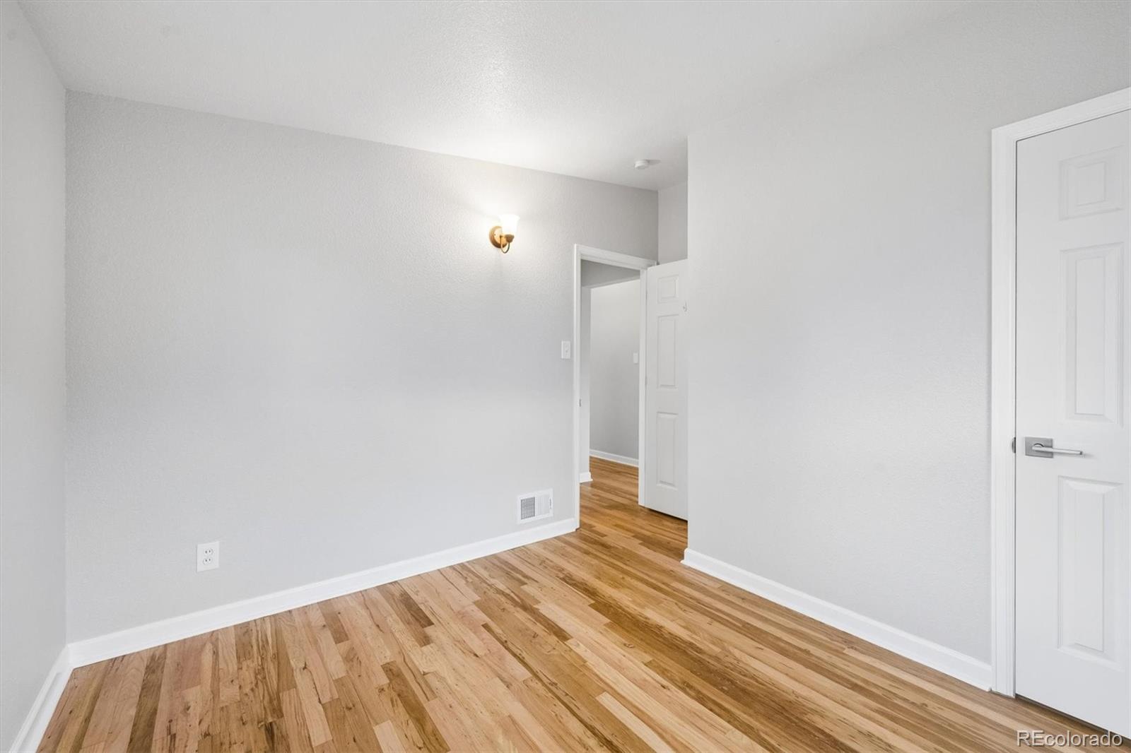 MLS Image #10 for 2201 w 56th place,denver, Colorado