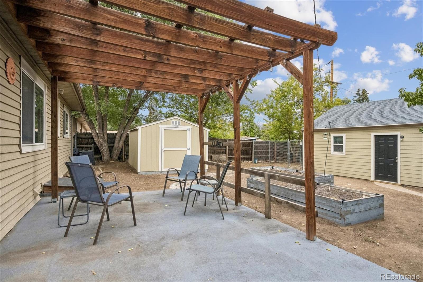 MLS Image #19 for 2201 w 56th place,denver, Colorado