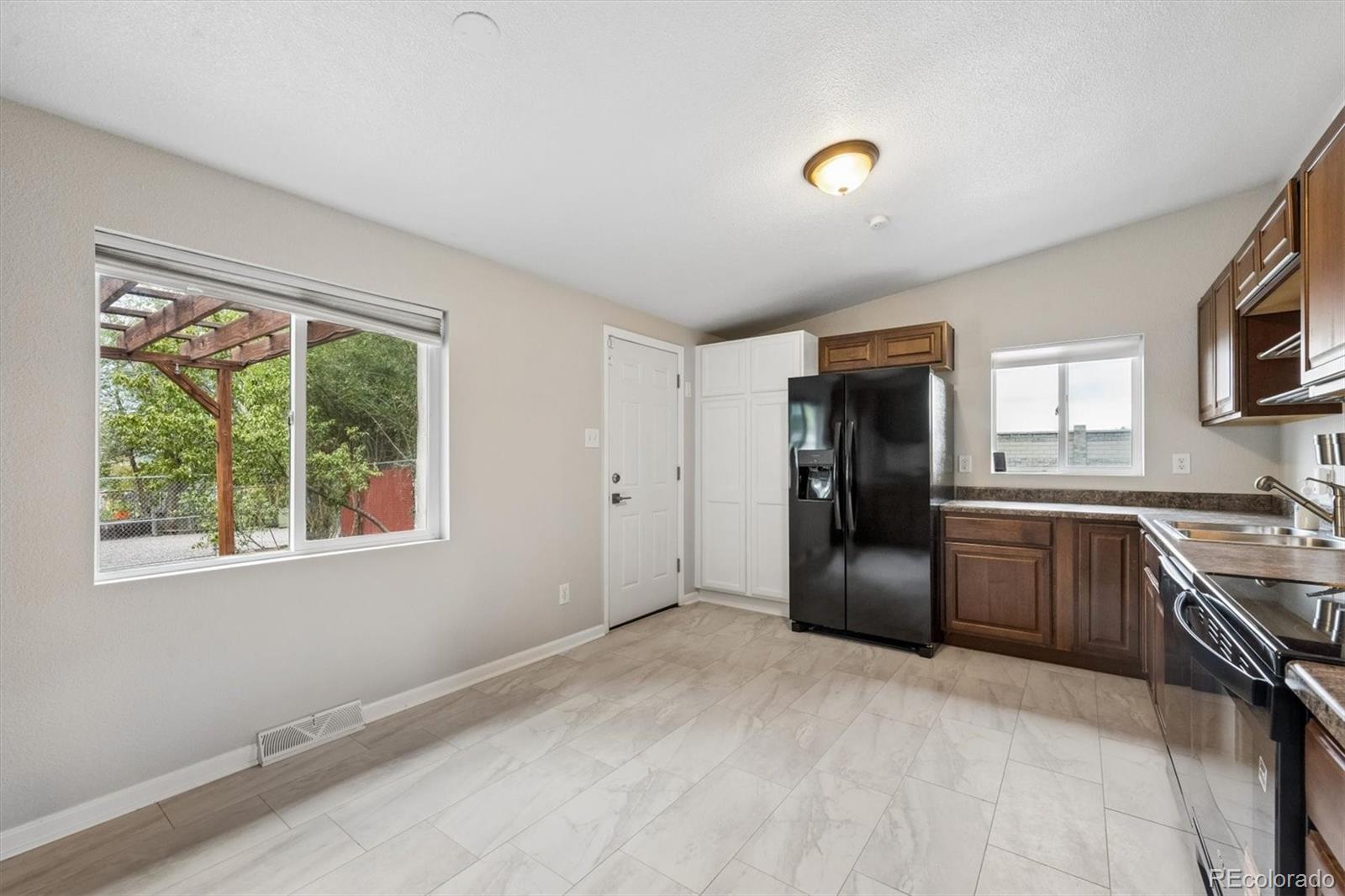 MLS Image #5 for 2201 w 56th place,denver, Colorado
