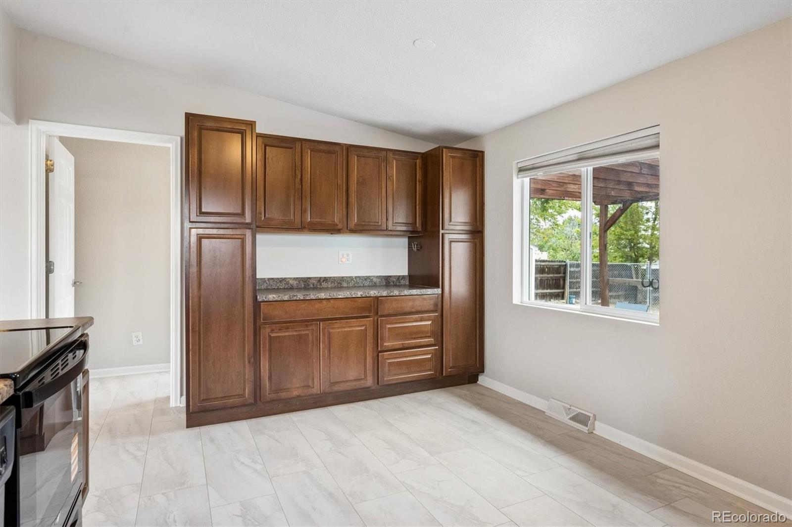 MLS Image #7 for 2201 w 56th place,denver, Colorado