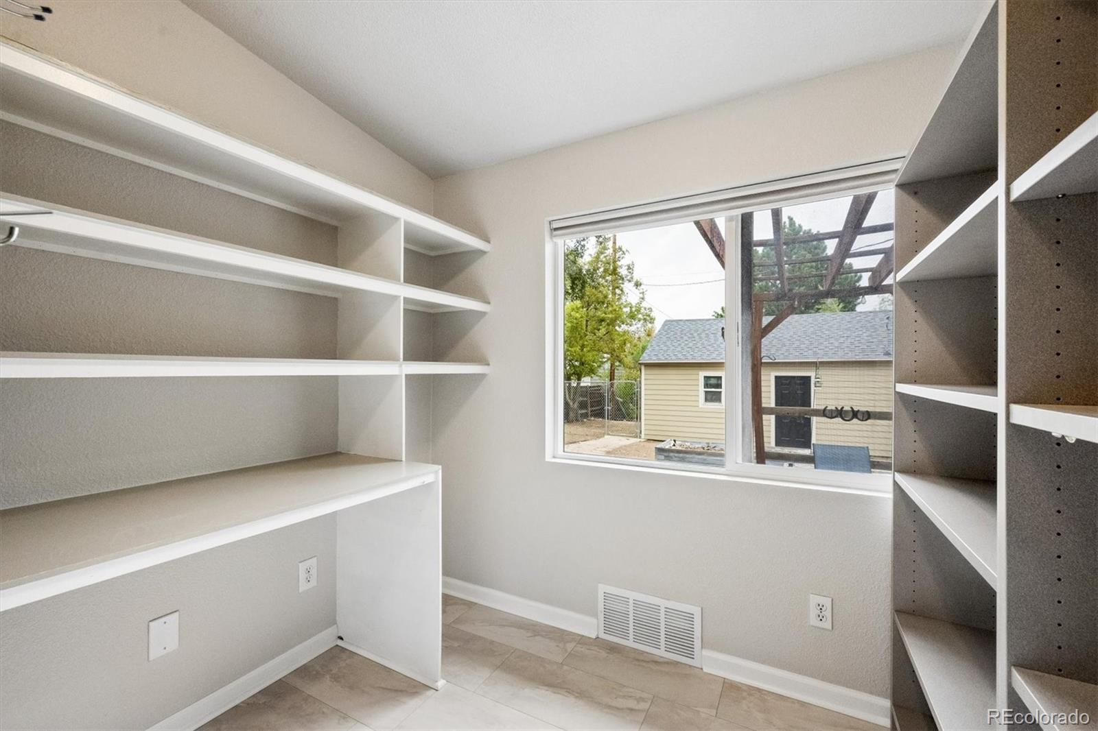 MLS Image #8 for 2201 w 56th place,denver, Colorado
