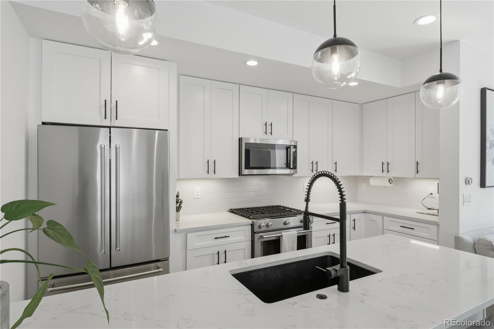 MLS Image #13 for 1368  yates street,denver, Colorado