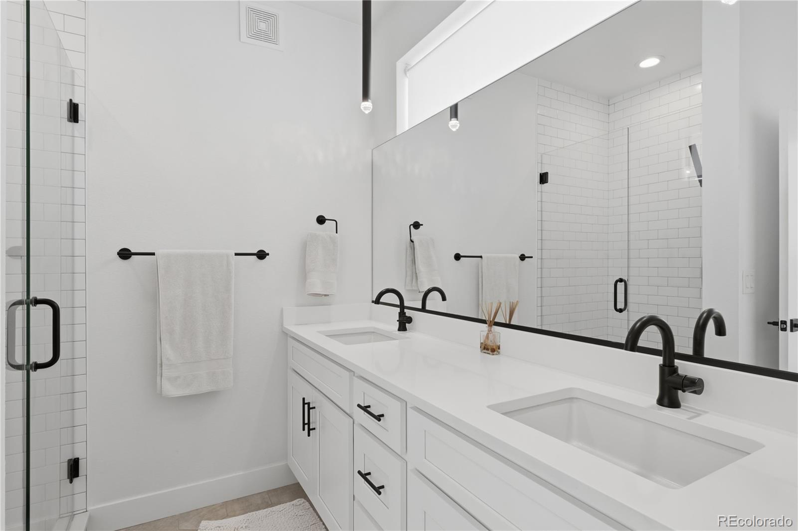 MLS Image #22 for 1368  yates street,denver, Colorado