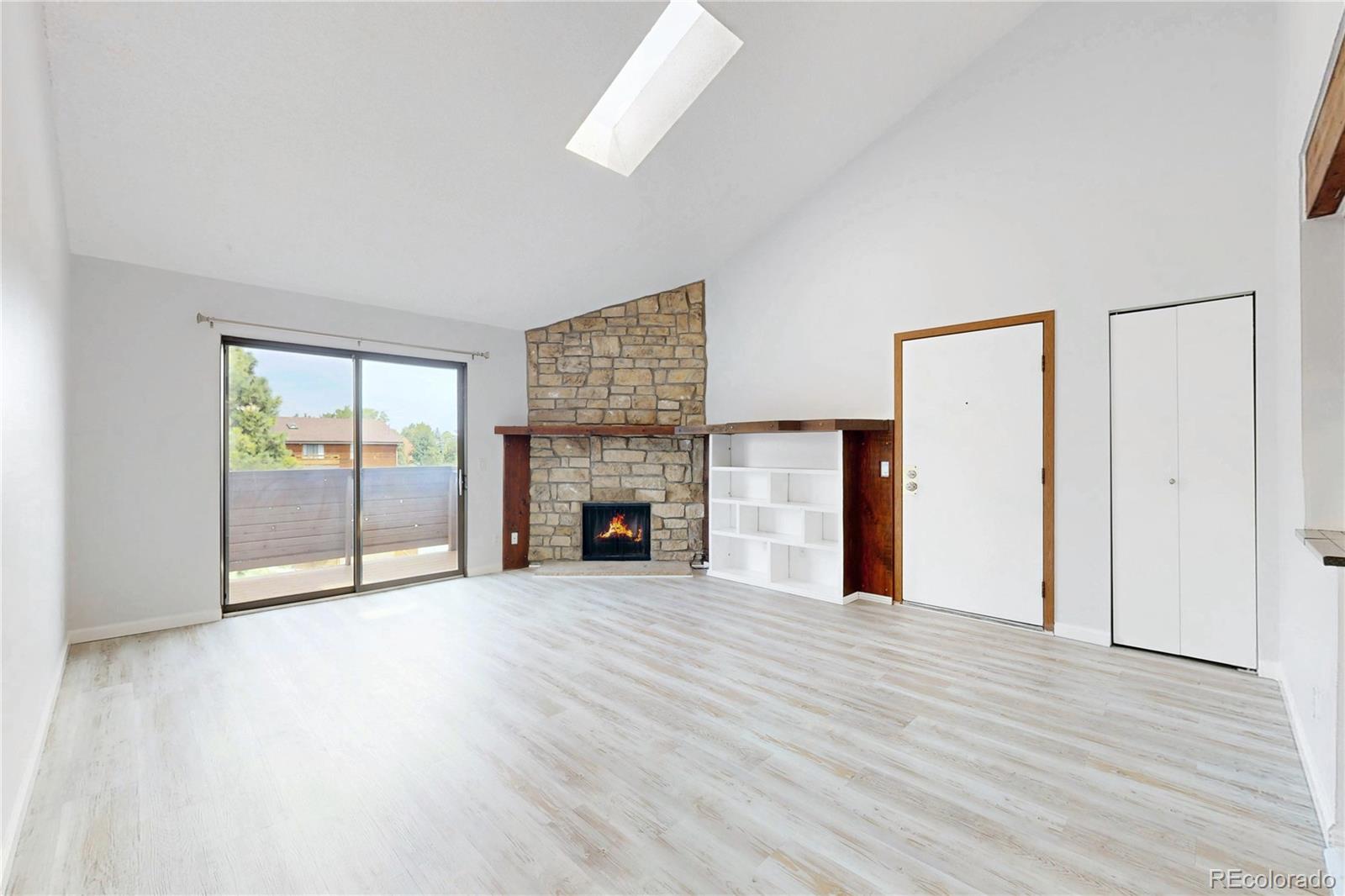 MLS Image #4 for 211  wright street 308,lakewood, Colorado
