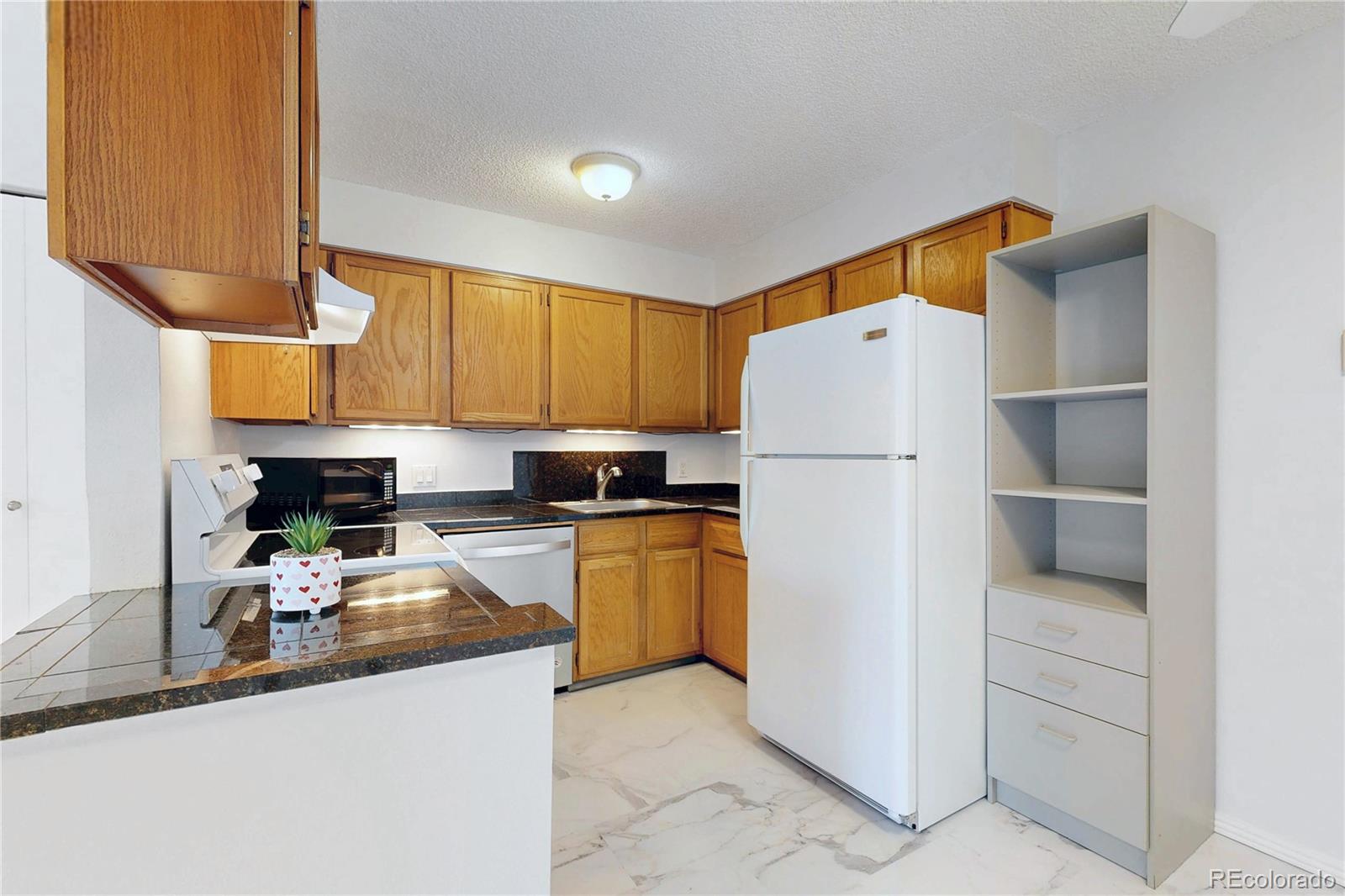 MLS Image #8 for 211  wright street 308,lakewood, Colorado