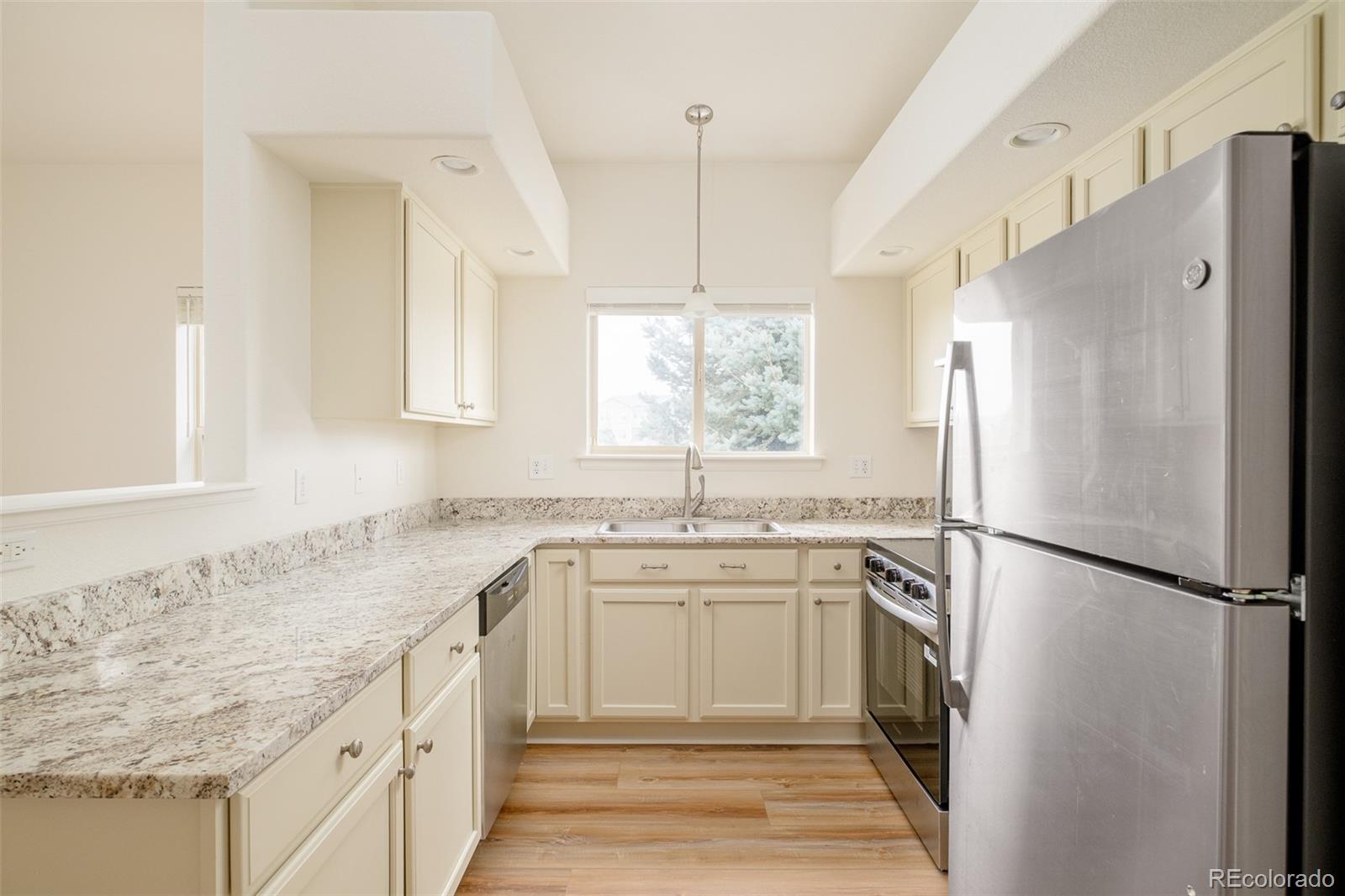 MLS Image #12 for 5800  tower road,denver, Colorado