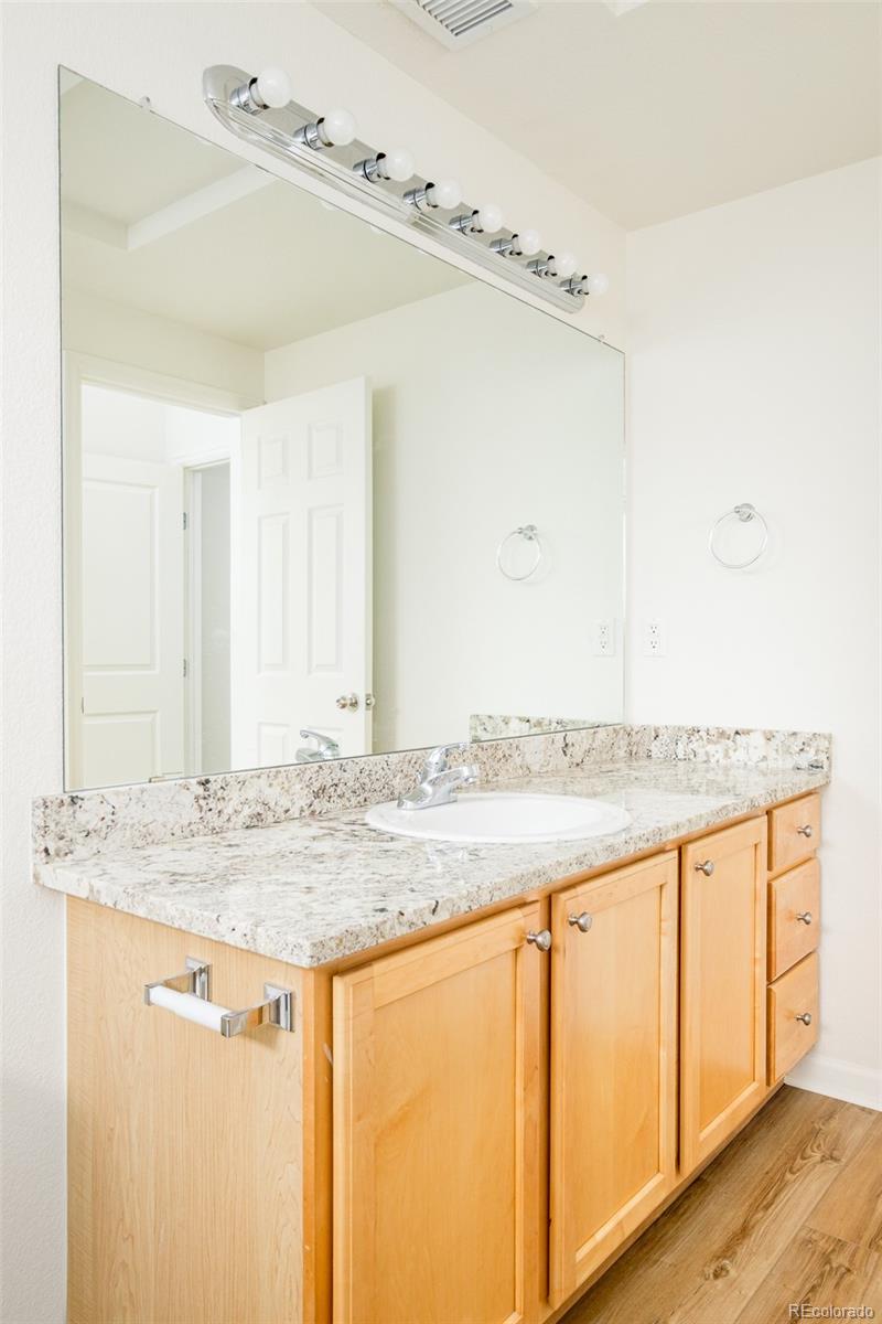 MLS Image #21 for 5800  tower road,denver, Colorado
