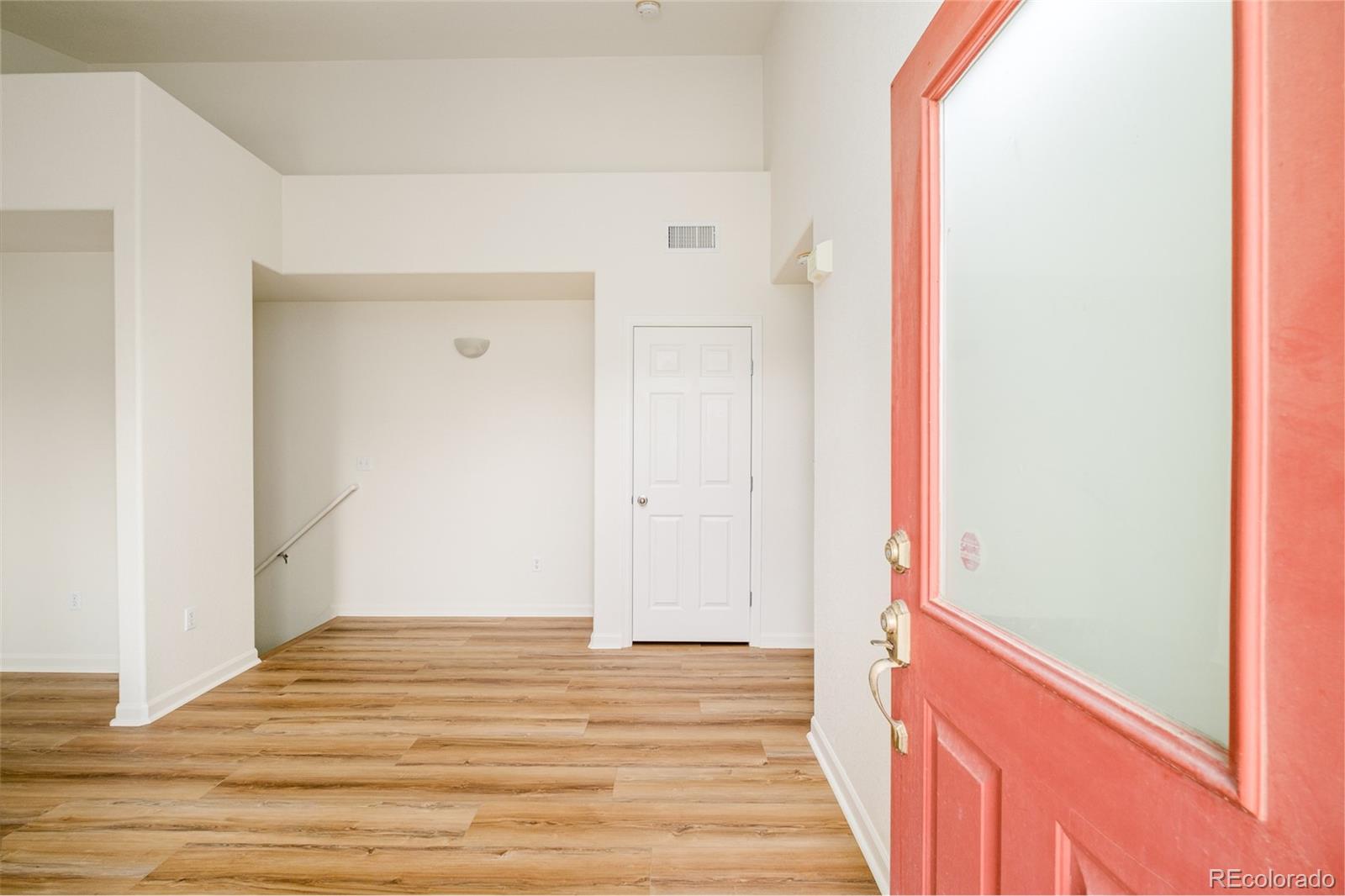 MLS Image #5 for 5800  tower road,denver, Colorado