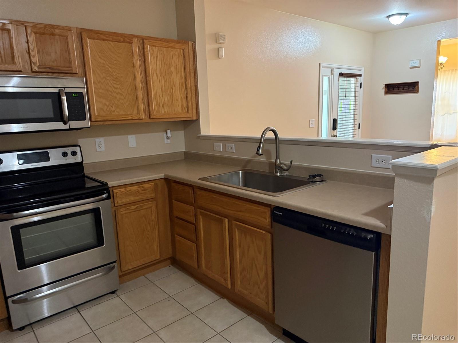 MLS Image #15 for 18681 e water drive b,aurora, Colorado