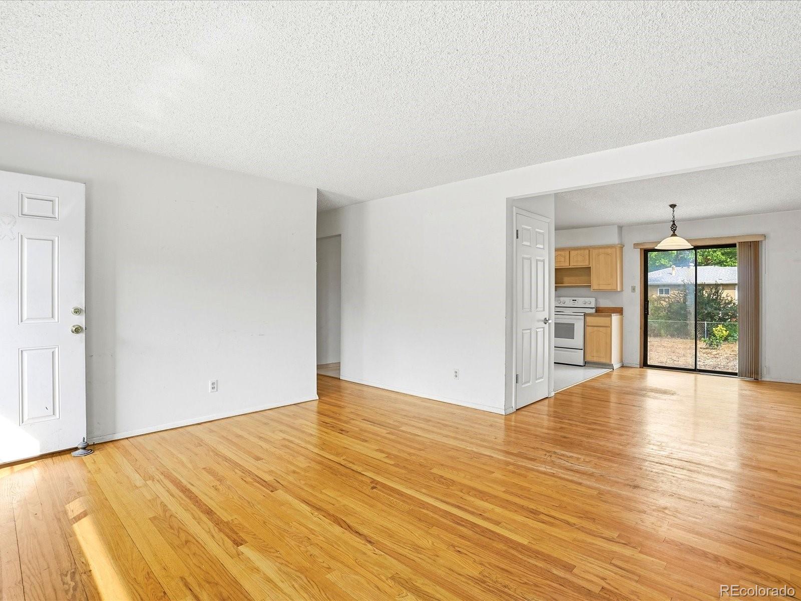 MLS Image #15 for 10191 w 64th avenue,arvada, Colorado