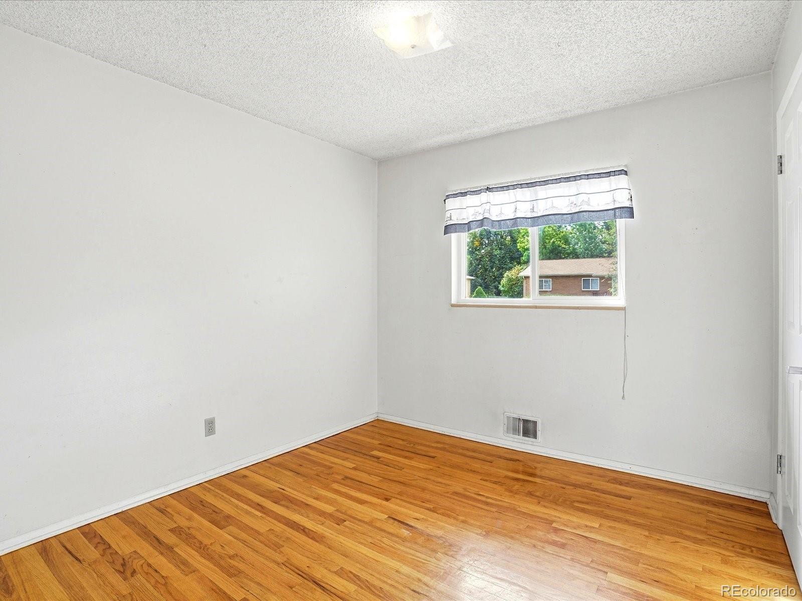 MLS Image #16 for 10191 w 64th avenue,arvada, Colorado