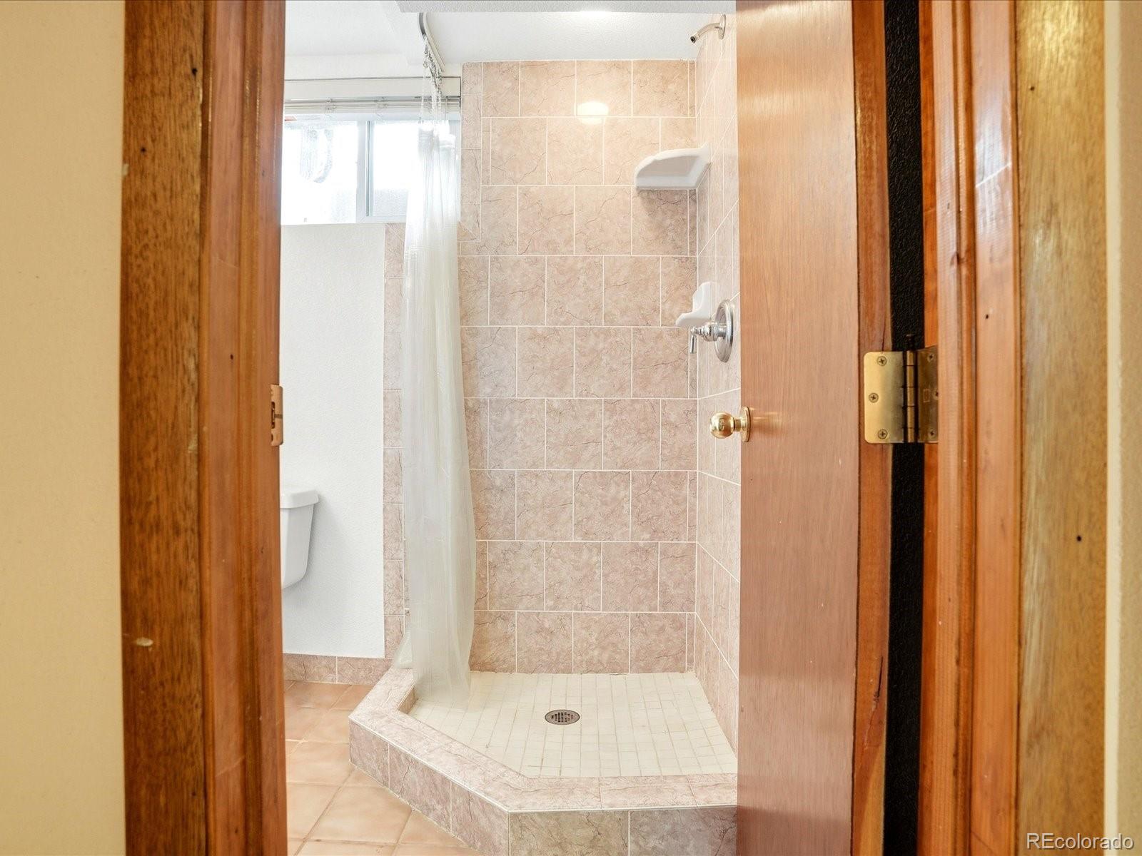 MLS Image #22 for 10191 w 64th avenue,arvada, Colorado