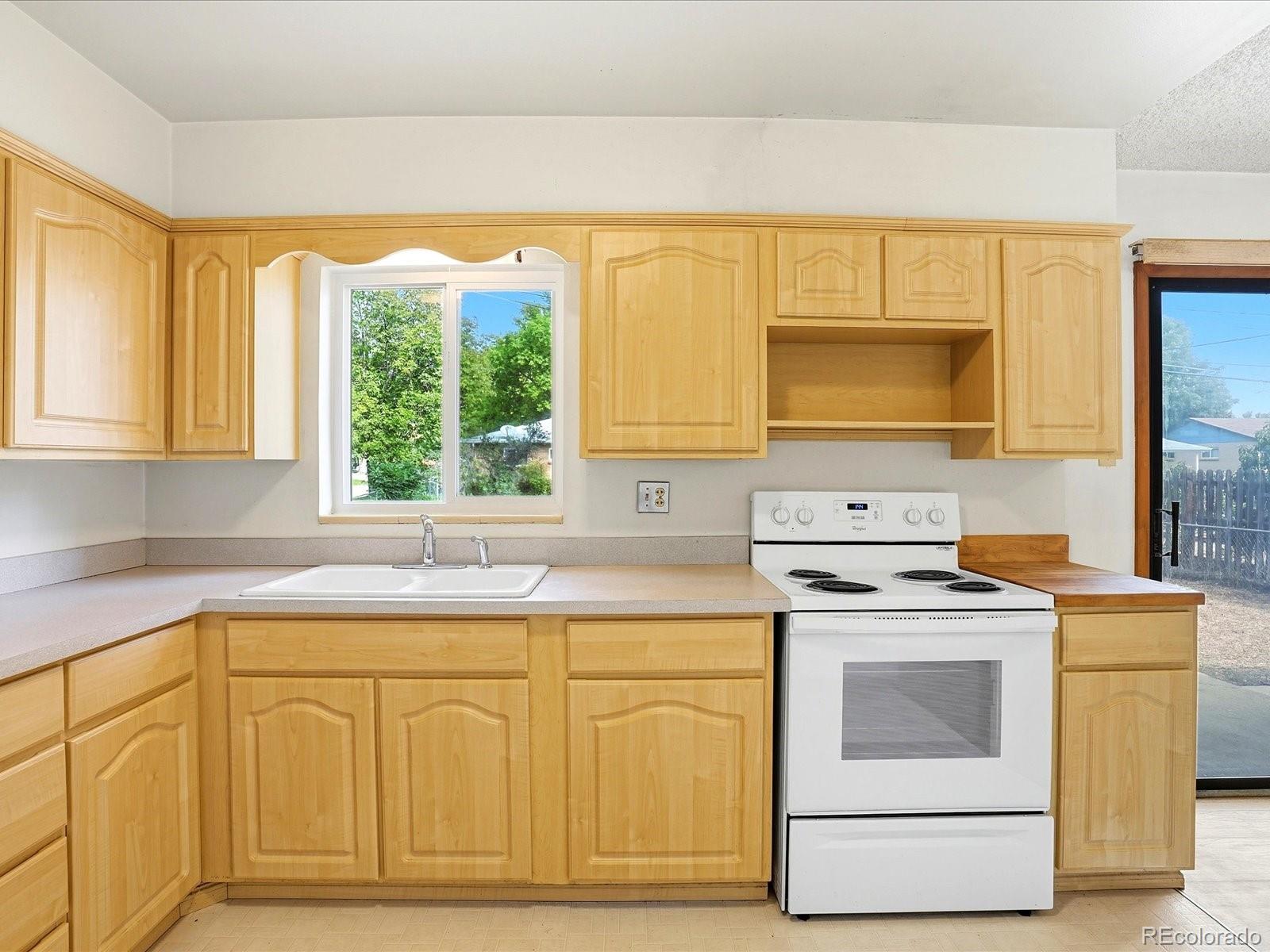 MLS Image #9 for 10191 w 64th avenue,arvada, Colorado