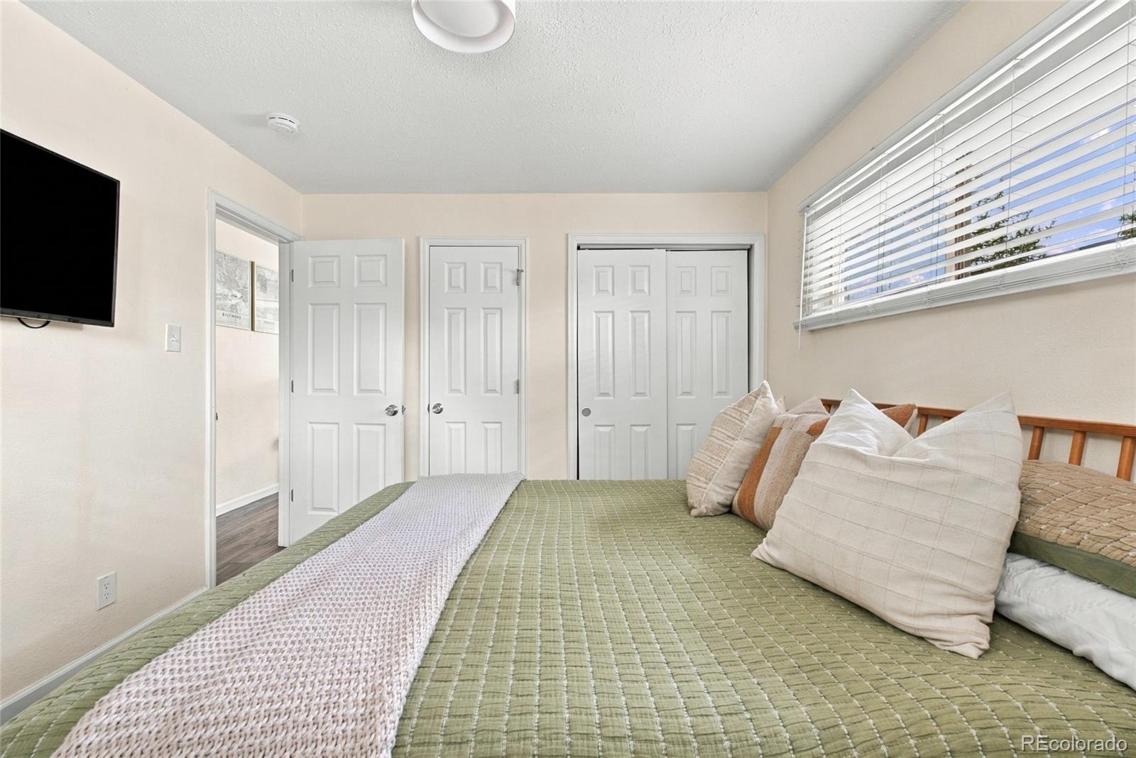 MLS Image #14 for 10607  lowry place,aurora, Colorado