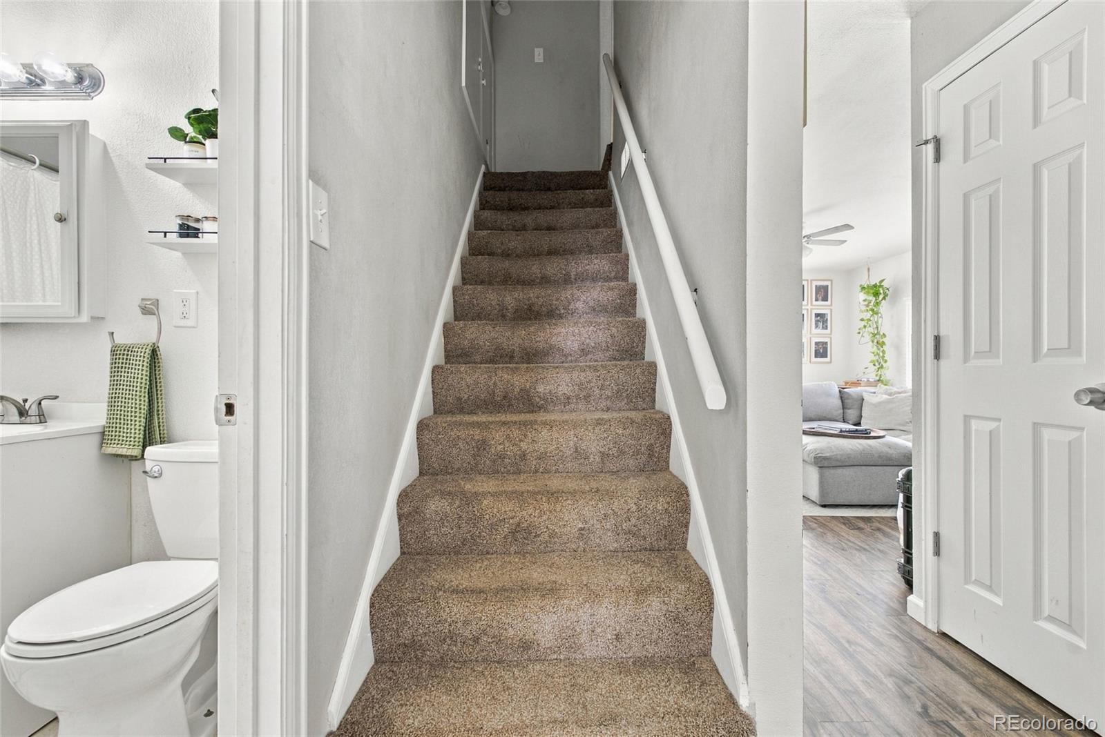 MLS Image #30 for 10607  lowry place,aurora, Colorado