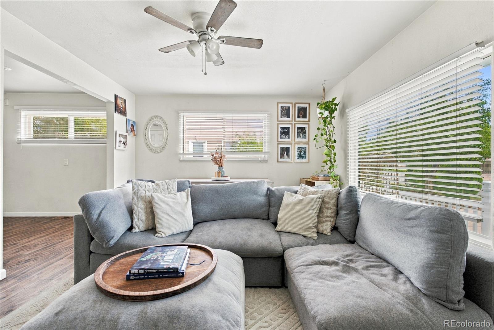 MLS Image #4 for 10607  lowry place,aurora, Colorado