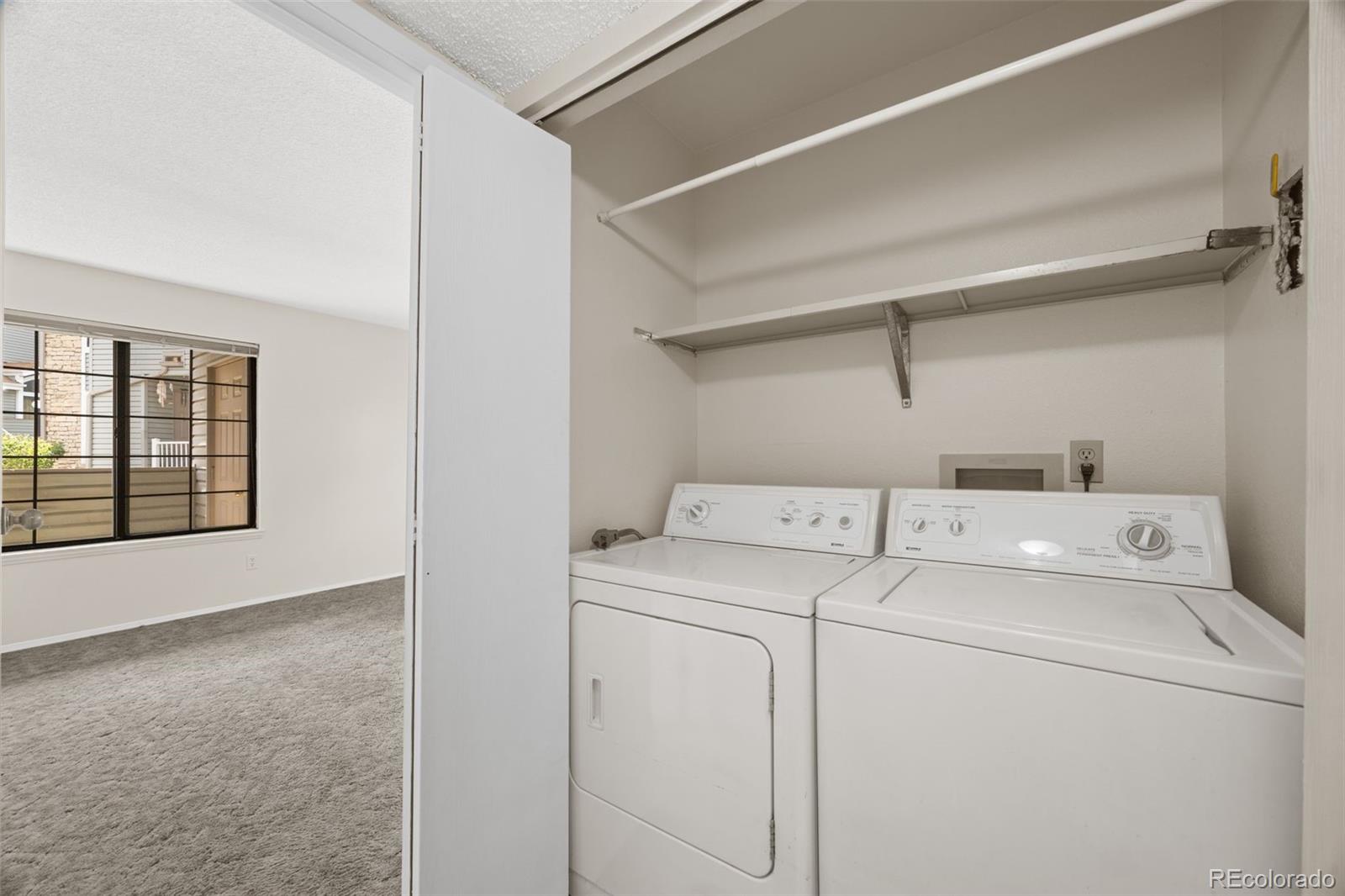 MLS Image #11 for 923 s zeno way,aurora, Colorado
